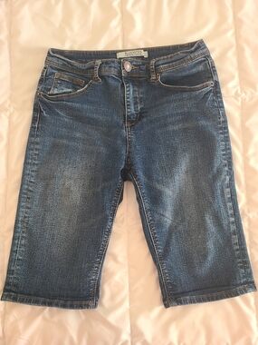 Bluenotes Women's Dark Blue Cropped Denim Bermuda Shorts